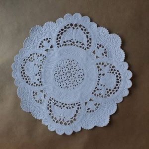 FUNDO RENDADO TAPETINHO 26CM (PCT COM100)