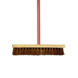 VASSOURA PREFEITURA 60 CM GARI NYLON OU PIACAVA em Bom Jesus dos Perdões SP